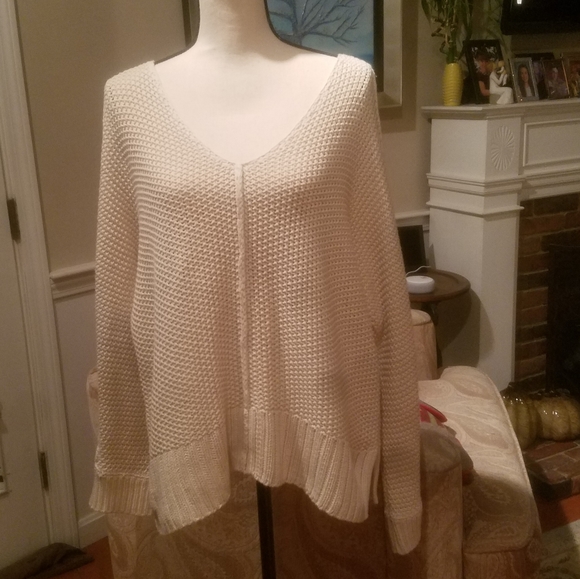 Lucky Brand Sweater - Picture 1 of 4